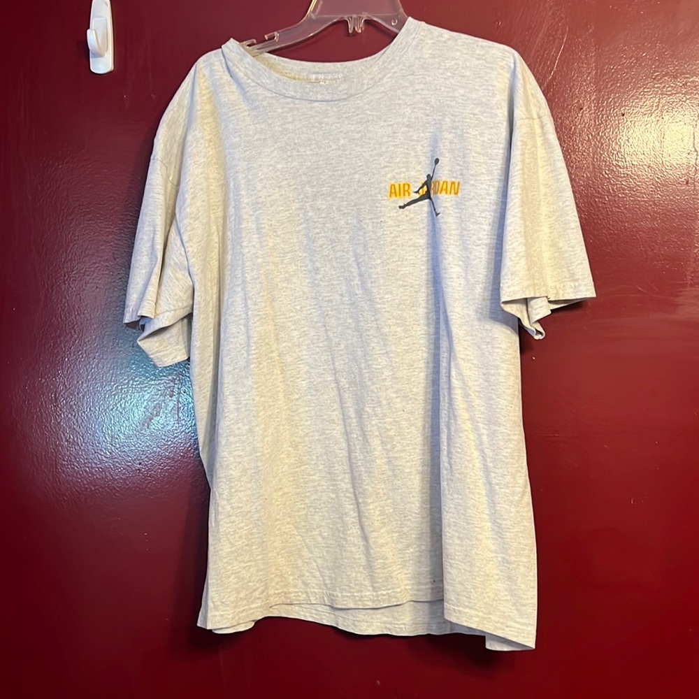 Nike size xl air jordan shirt
